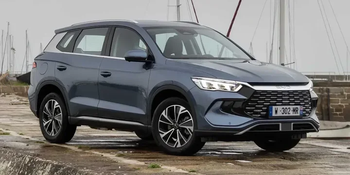 2026 BYD 2026-byd-sealion-5-dm-i-15-183-kwh-e-cvt main image
