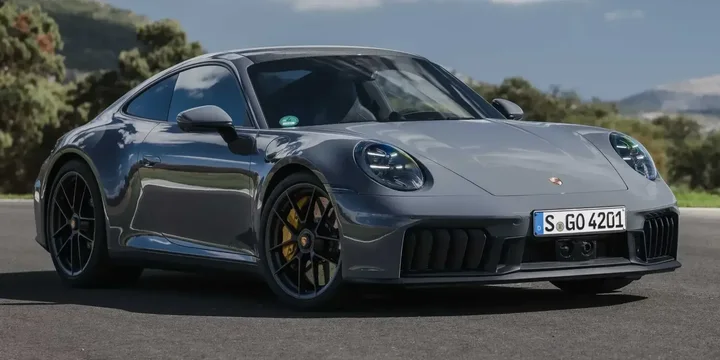 2025 Porsche 2025-porsche-911-carrera-gts-2-seater main image