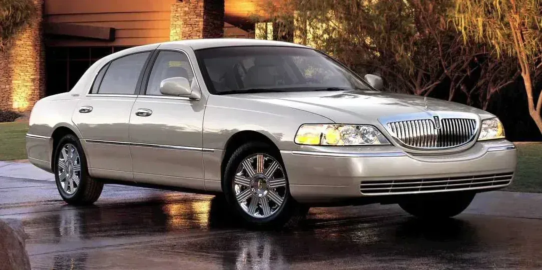 1997 Lincoln Town Car photo 1