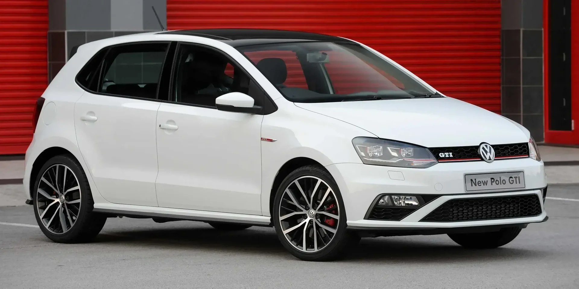 2010 Volkswagen Polo GTI photo 1
